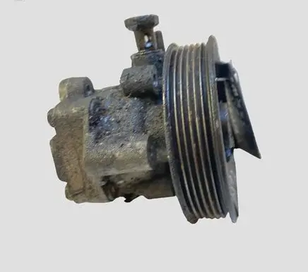 Hyundai Tucson JM Power steering pump 571002E200 5708C10Y
