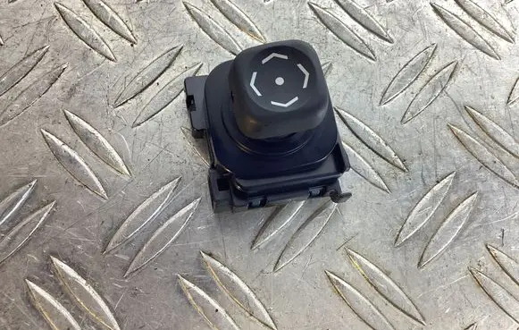 Lexus NX Steering wheel adjustment handle/lever 4P1D