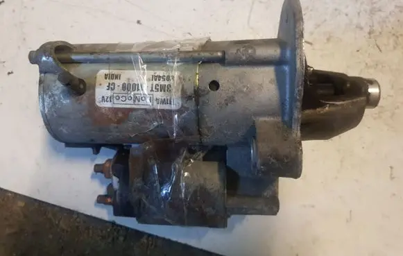 Ford Focus Starter motor 3M5T1100