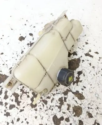 Nissan Pulsar Coolant expansion tank/reservoir