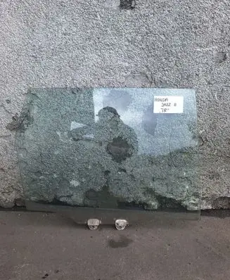 Honda Jazz Rear door window glass 
