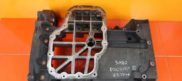 Land Rover Discovery 3 - LR3 Oil sump 4H2Q6V0004FB 3MB2