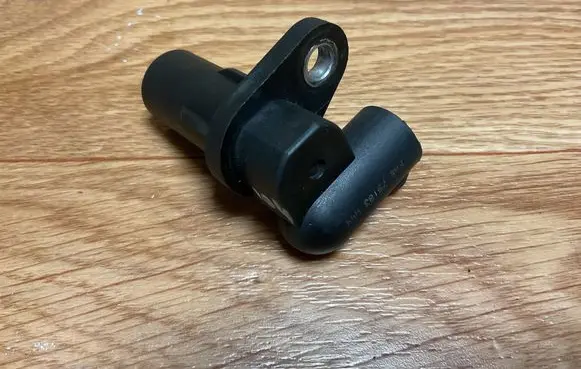Renault Trafic II (X83) Crankshaft position sensor 79183W44