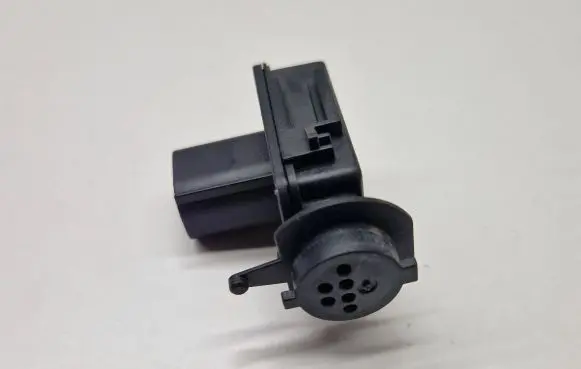 BMW X3 G01 AUC sensor 6833647