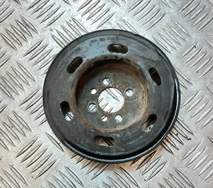 Volkswagen Golf IV Crankshaft pulley 06A105255F