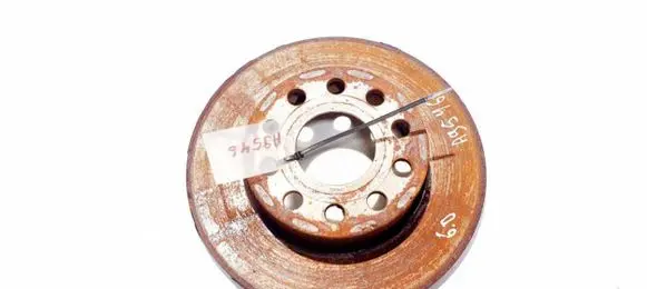 Volkswagen Touran I Rear brake disc neventiliuojamas