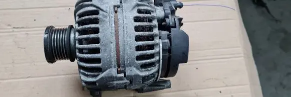 Audi Q5 SQ5 Generator/alternator 03G903016E