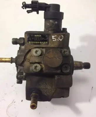 Volvo V70 Fuel injection high pressure pump 9683703780A 0445010102