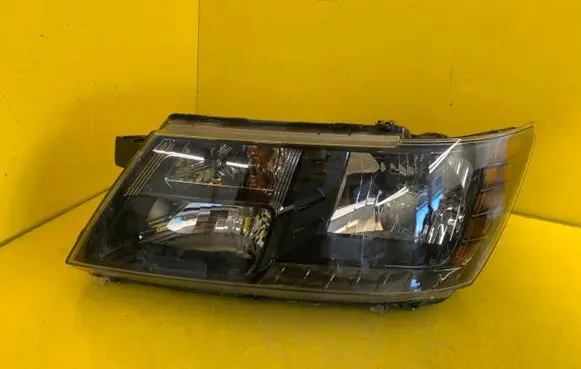 Fiat Freemont Headlight/headlamp 68227073AA
