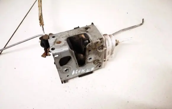 Audi A4 S4 B5 8D Front door lock 4d1837016d