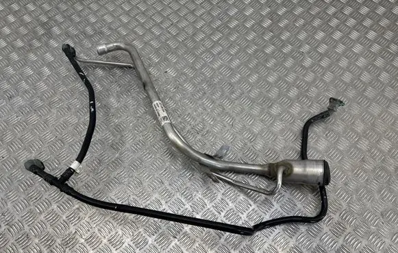 Volvo XC40 Fuel tank filler neck pipe 32139144