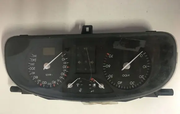 Speedometer (instrument cluster)