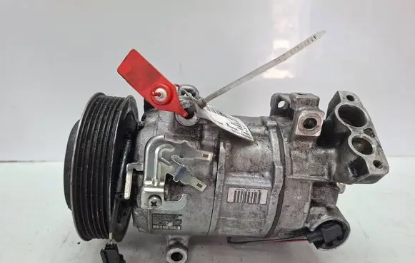 Renault Megane III Air conditioning (A/C) compressor (pump) S27612376 926004EA0A