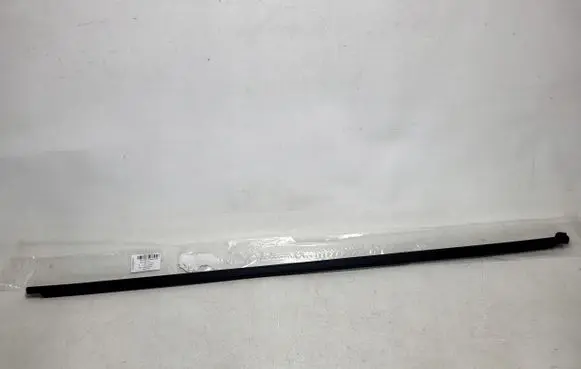 Seat Mii Front door rubber seal 1S3837478B