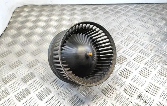 Ford Fiesta Heater fan/blower 3137231000 0130115551 VP8E2H18456AA