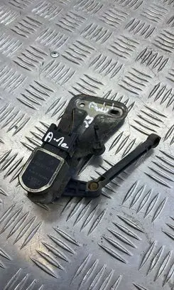 Mercedes-Benz E W212 Headlight/headlamp level sensor A0065428318