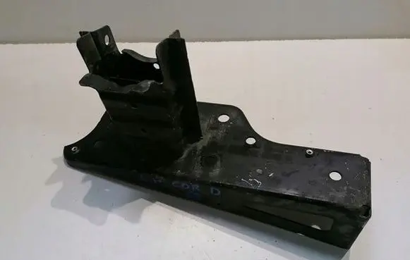 Opel Corsa D Radiator support slam panel 13191880