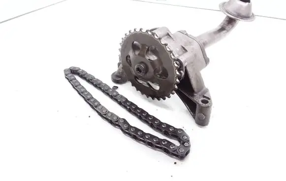 Volkswagen Bora Oil pump 06A115105