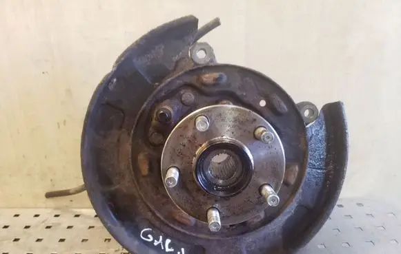 Subaru Outback Rear wheel hub