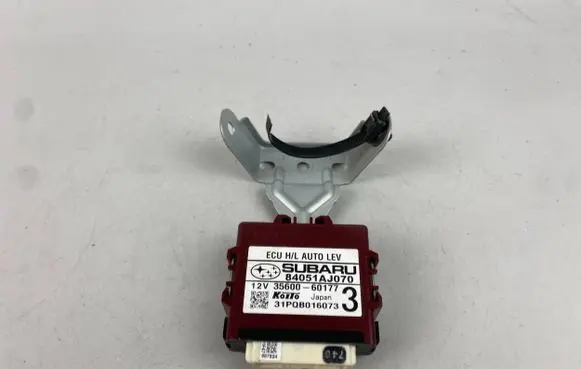 Subaru Outback Light module LCM 84051AJ070