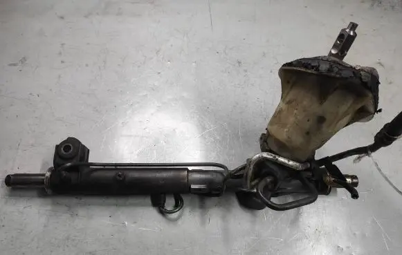 Ford Focus Steering rack 34011767