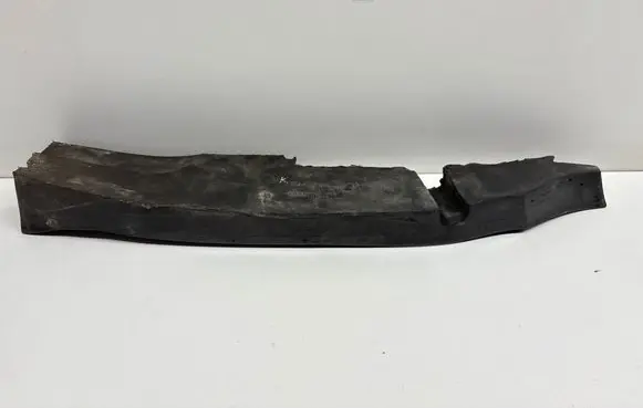 Skoda Rapid (NH) Fender foam support/seal 5JA864235