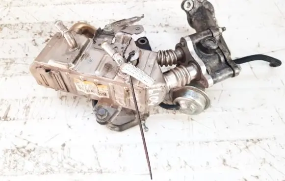Toyota Urban Cruiser (XP110) EGR valve cooler 250133070 1120003283