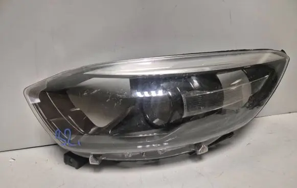 Renault Captur Headlight/headlamp