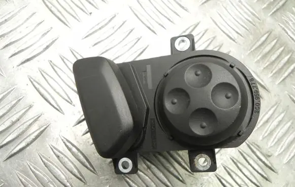 Volkswagen PASSAT B6 Seat control switch 3C0959778 T6146