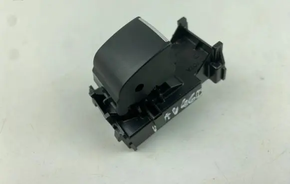 Toyota RAV 4 (XA50) Electric window control switch 336-1P09 3361P09