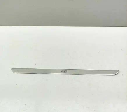 Volkswagen Tiguan Front sill trim cover 3J0853813A