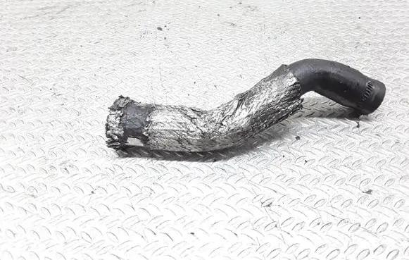 Breather/breather pipe/hose