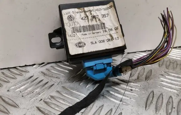 Volkswagen PASSAT B5.5 Light module LCM 4Z7907357