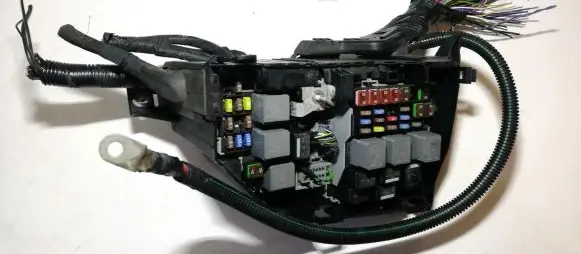 Ford Mondeo MK V Fuse box set 6g9t14a067ab 6g9t-14a067-ab