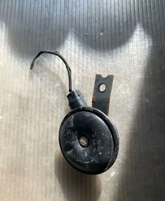 Hyundai Santa Fe Horn signal 966302W500 35A110AB