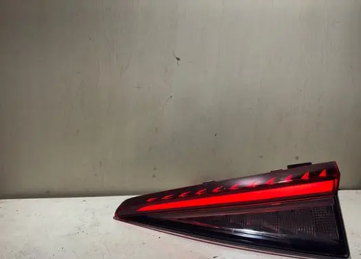 Skoda Enyaq iV Tailgate rear/tail lights 5LG945308