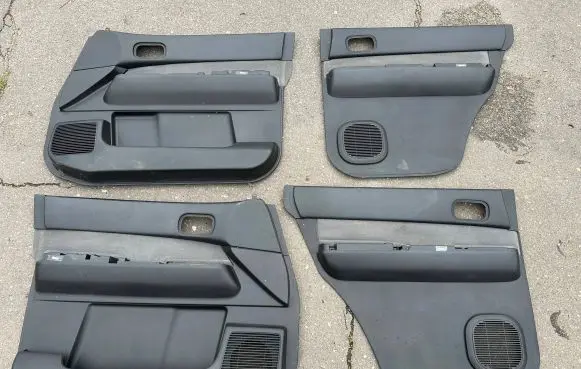 Nissan Patrol Y61 Door card panel trim set 80901VD280 80900VD280 82900VD280