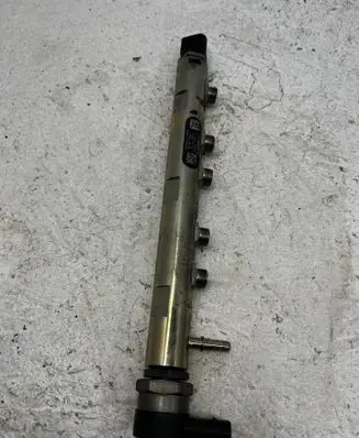 BMW 5 F10 F11 Fuel main line pipe 7809128