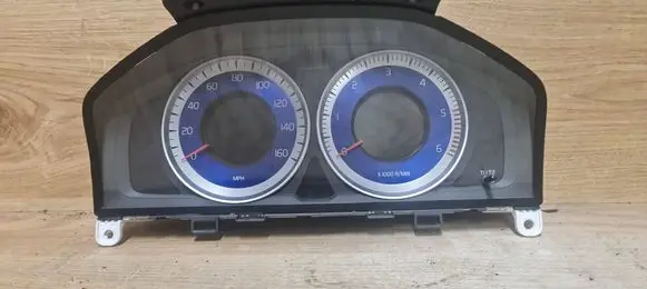 Volvo XC60 Speedometer (instrument cluster) 31327586AA