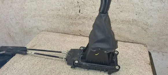 Renault Captur Gear shifter/selector 9615809 9617742E 34014605RB