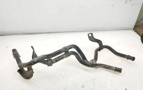 Volkswagen PASSAT B7 Engine coolant pipe/hose 03L121151E