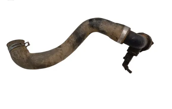 Volkswagen Touareg I Engine coolant pipe/hose