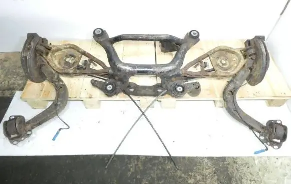 BMW X3 E83 Rear axle beam 