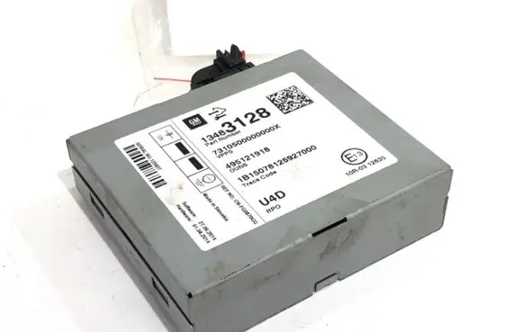 Opel Zafira C Sound amplifier 13483128