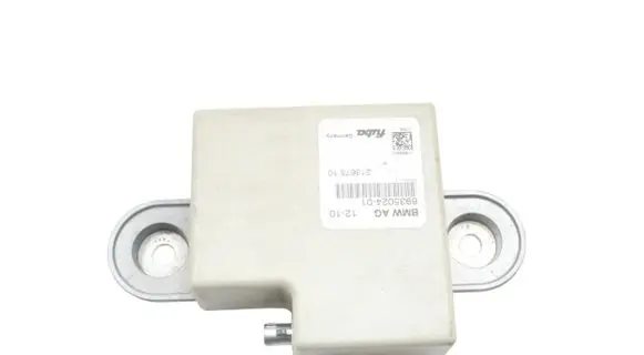 BMW Z4 E89 Aerial antenna amplifier 6935024