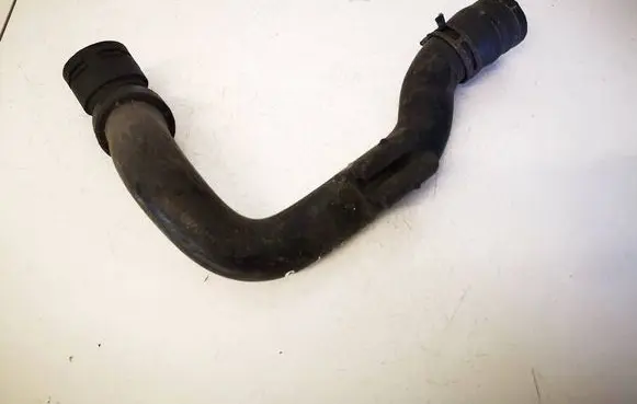Volkswagen PASSAT B5.5 Engine coolant pipe/hose 8D0121101AD