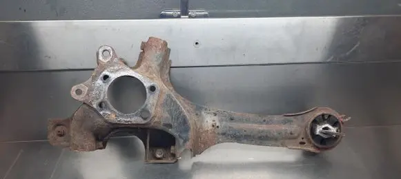 Volvo V70 Rear control arm