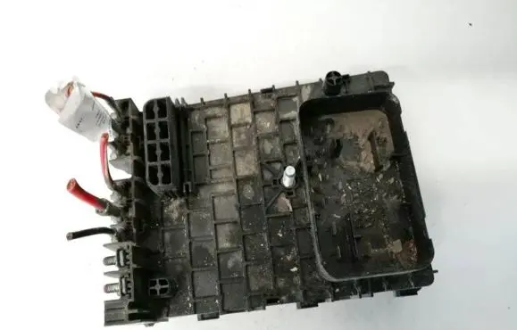 Volkswagen PASSAT B6 Fuse box set 3c0937125 6359-2777