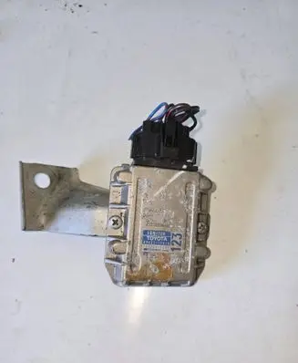 Toyota Previa (XR10, XR20) I Ignition amplifier control unit 8962112010 1313001231