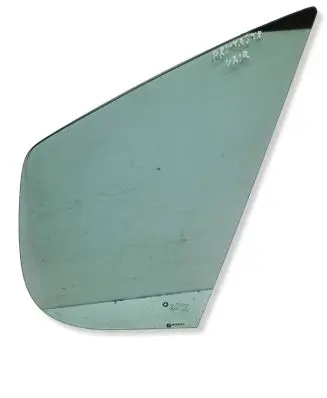 Nissan Primastar Front vent window/glass (coupe) 43R00049 DOT24AS2M25